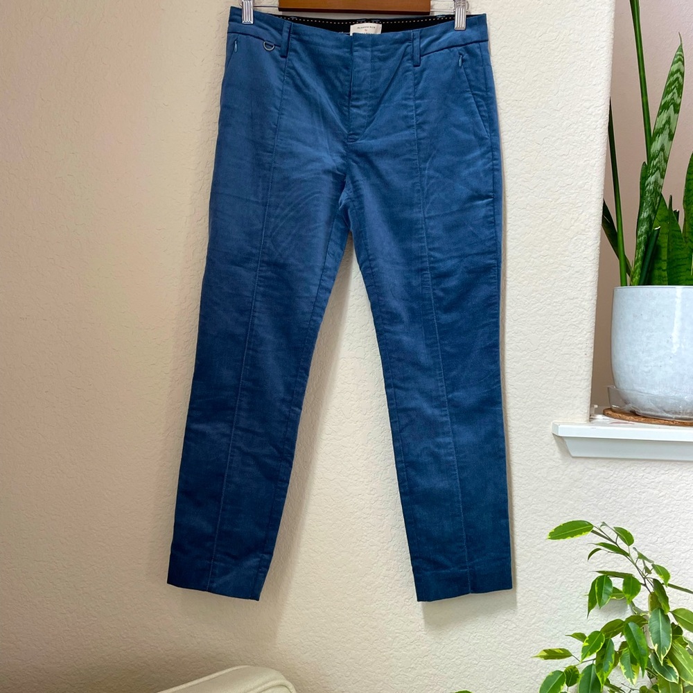 Slim velvet pant. Perfect for work or a night out.